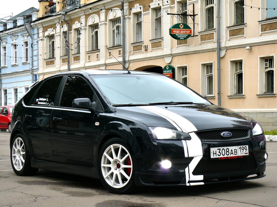 Ford Focus 2 хэтчбек