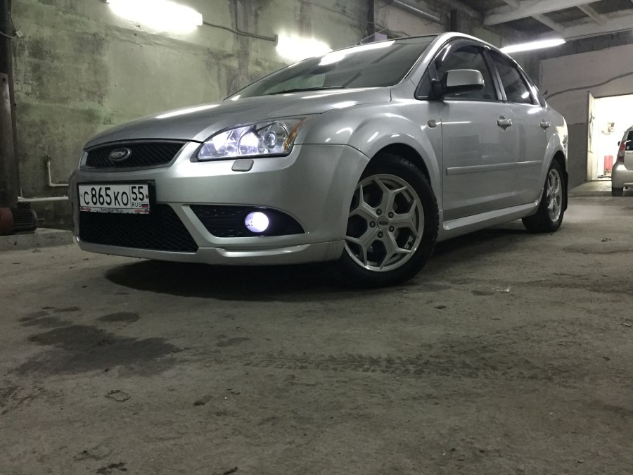 Ford Focus 2007, тюнинг черный