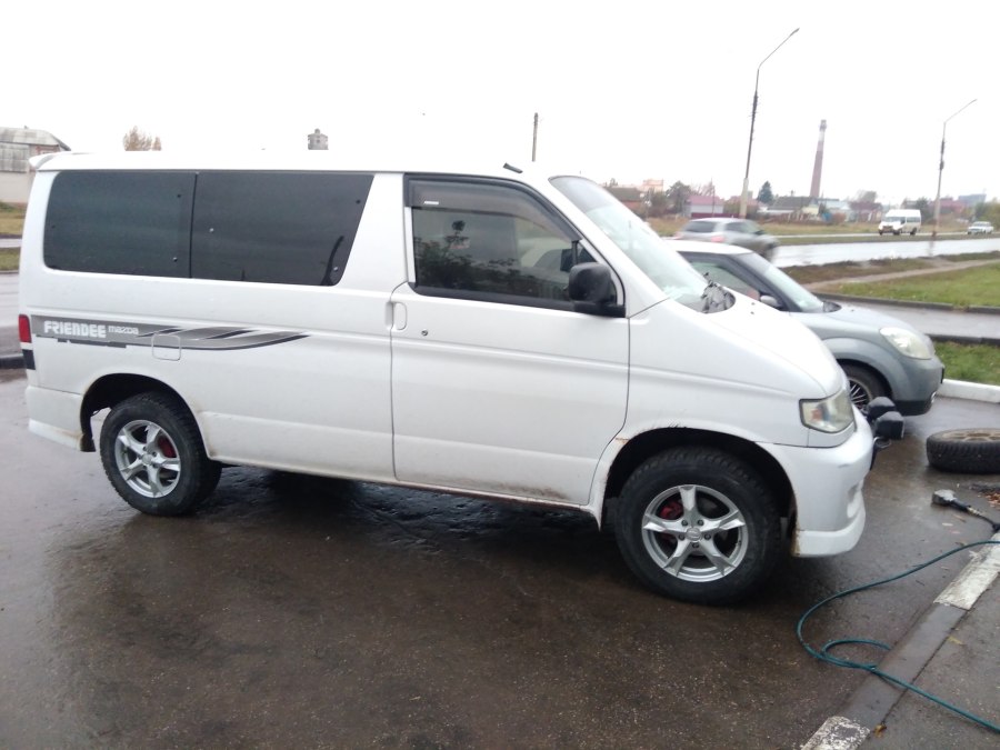 Mazda Bongo Friendee 1999