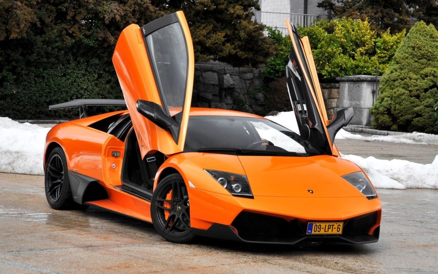 Lamborghini Aventador LP 750-4 SV