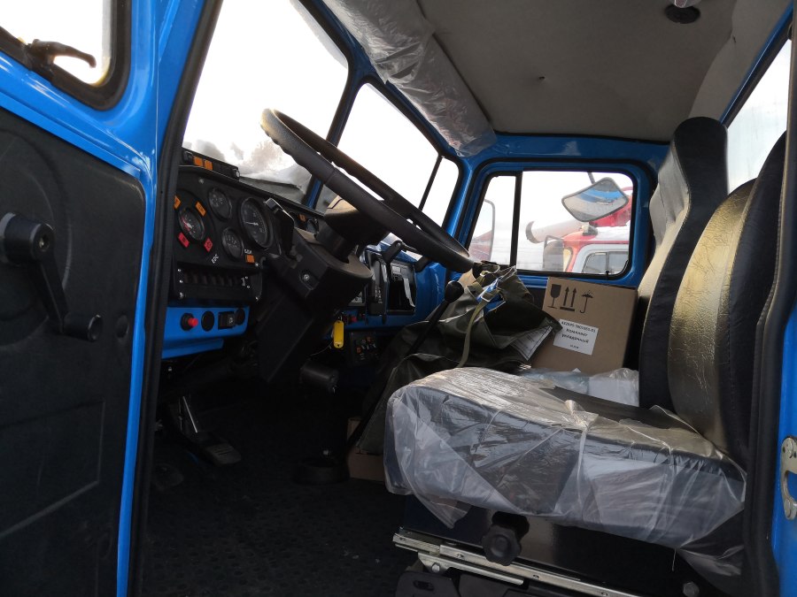 Урал 4320 салон