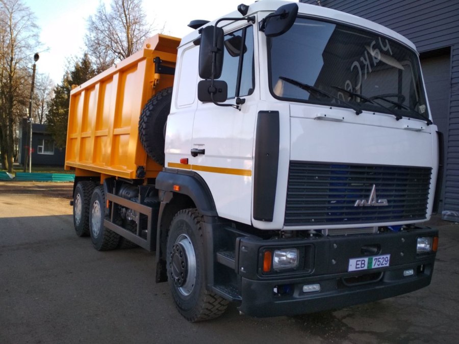 Самосвал МАЗ-551626-580-050