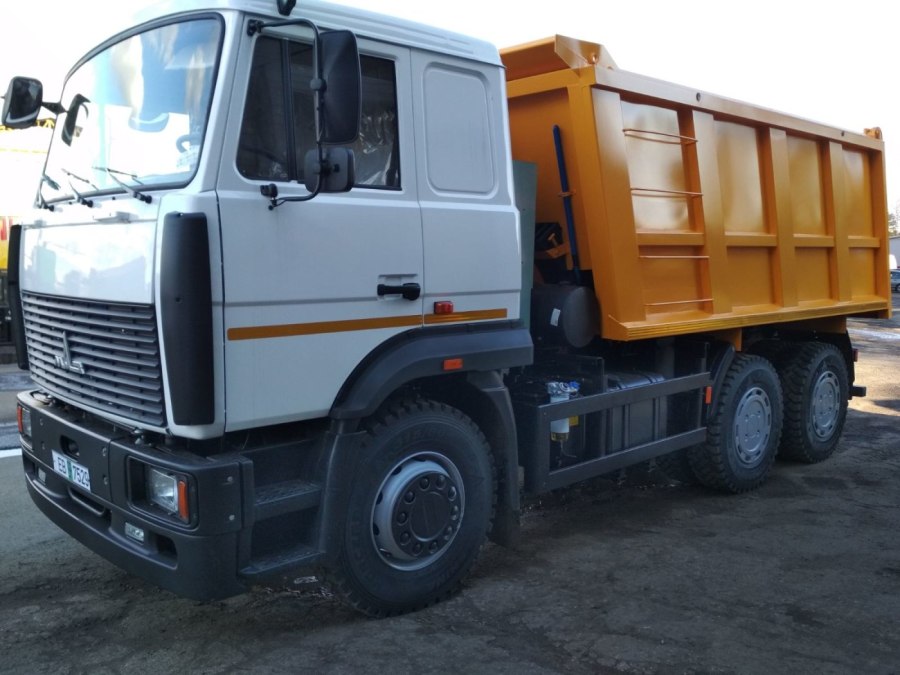 МАЗ 5516 самосвал