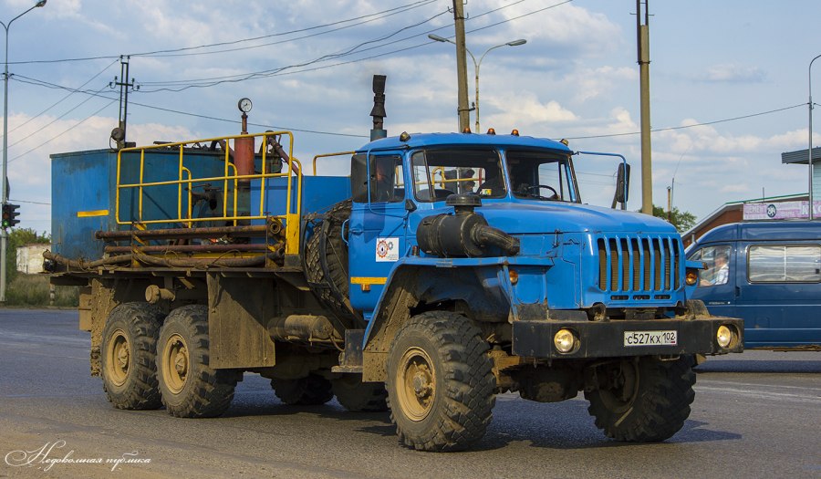 КАМАЗ 4310 грузовик