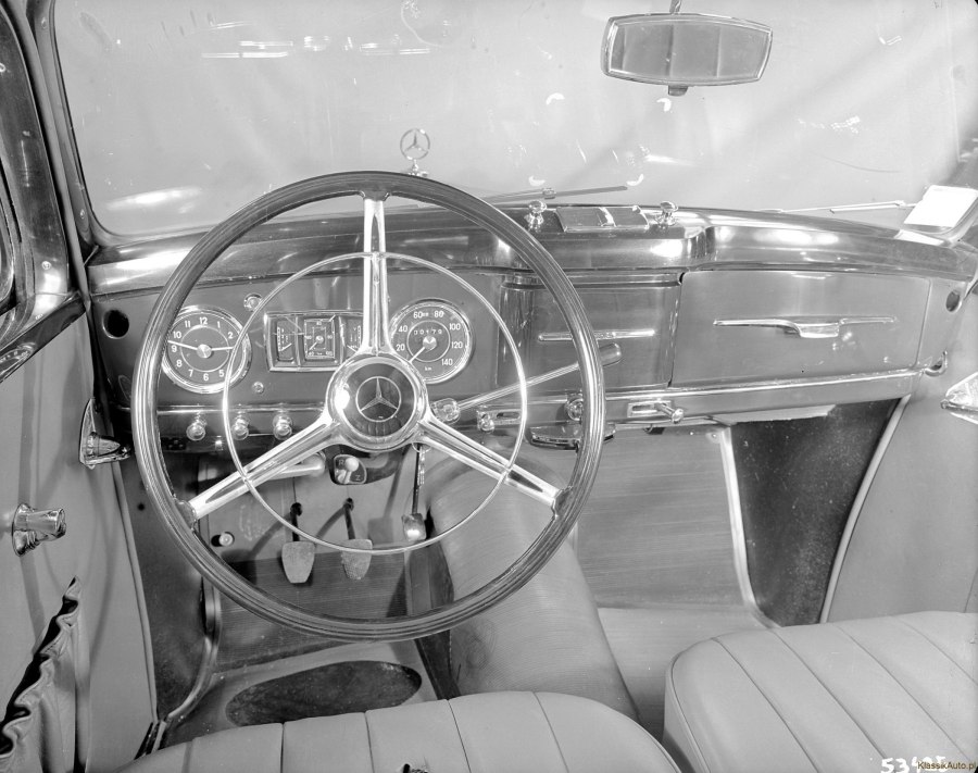 Mercedes-Benz w120