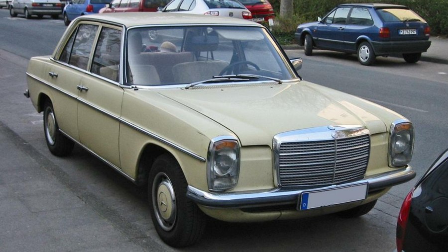 Мерседес Бенц w115