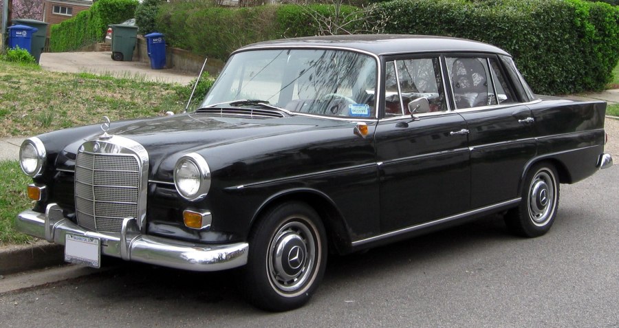 Mercedes-Benz w120