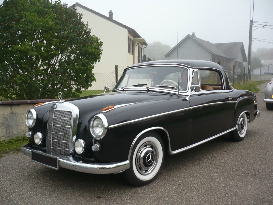 Mercedes-Benz w128