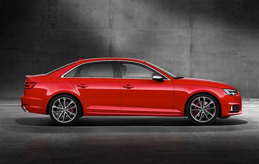 Audi s4 b9 седан