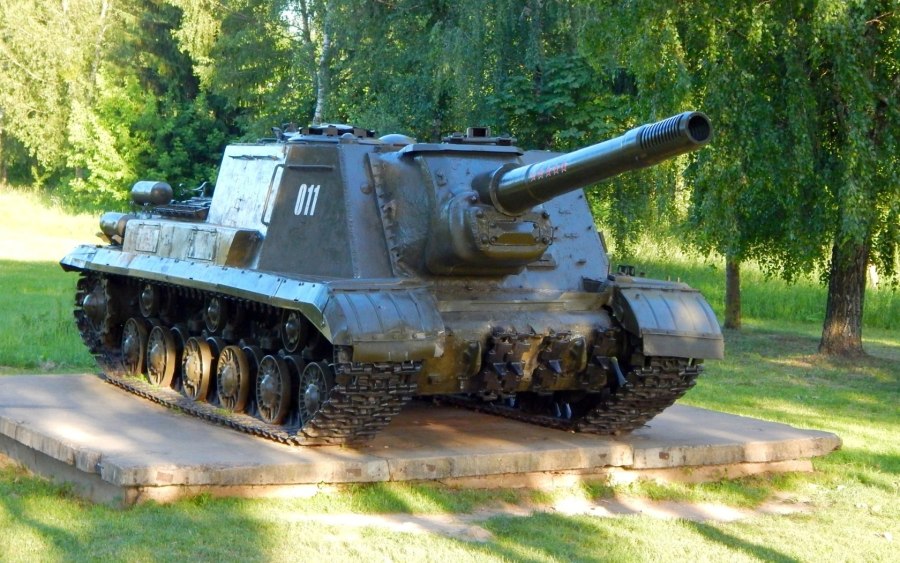 Танки ИСУ 152