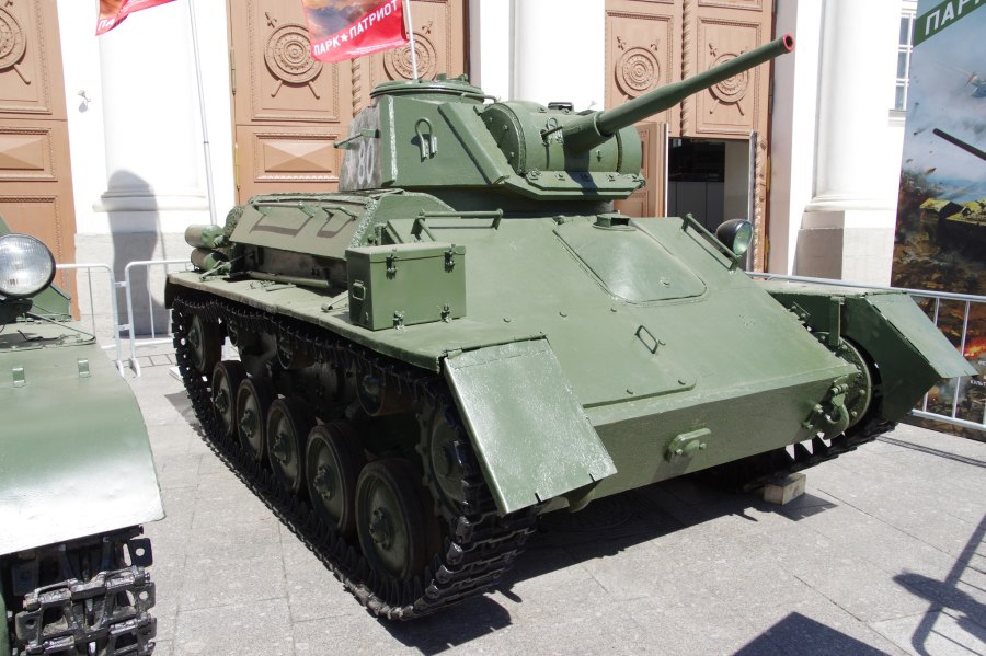 Танк т-80 1943