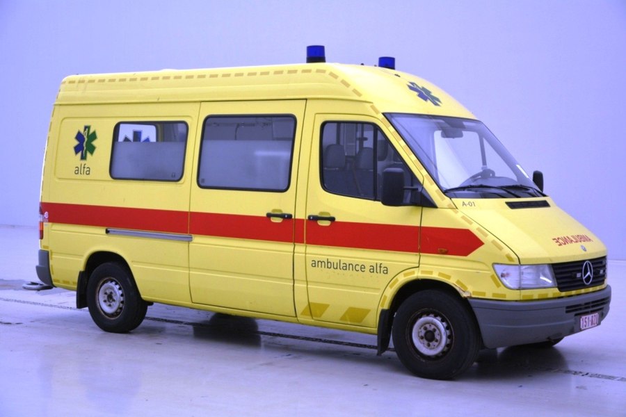 Скорая машина Мерседес