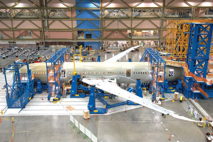 Сборочная линия Boeing 787