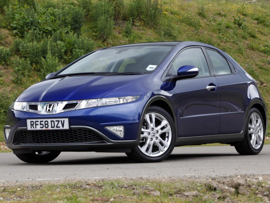 Honda Civic 8 хэтчбек
