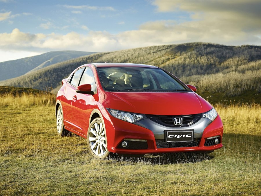Honda Civic 2013 хэтчбек