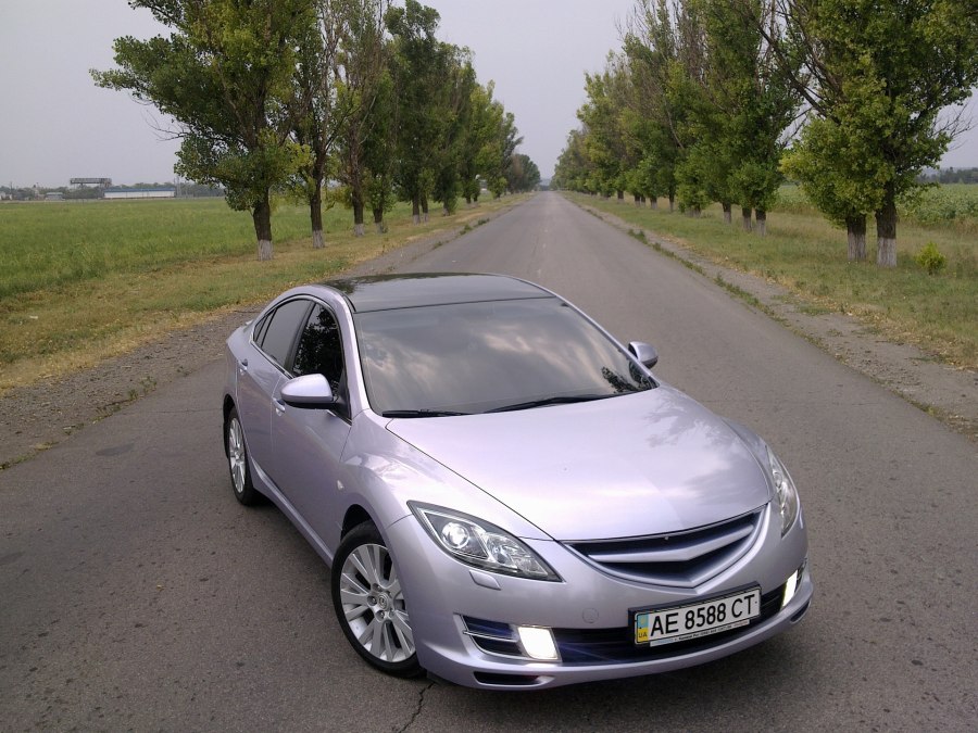 Mazda 6 GH серая с черной крышей
