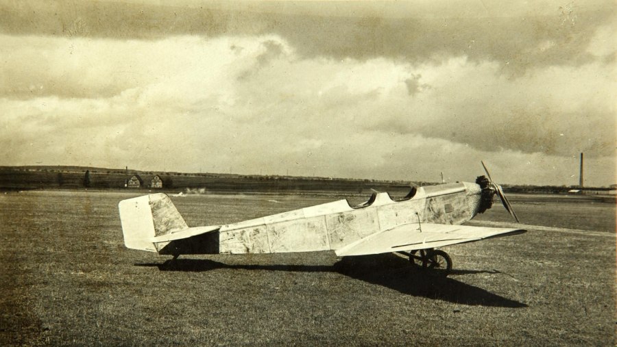 Самолет и-5