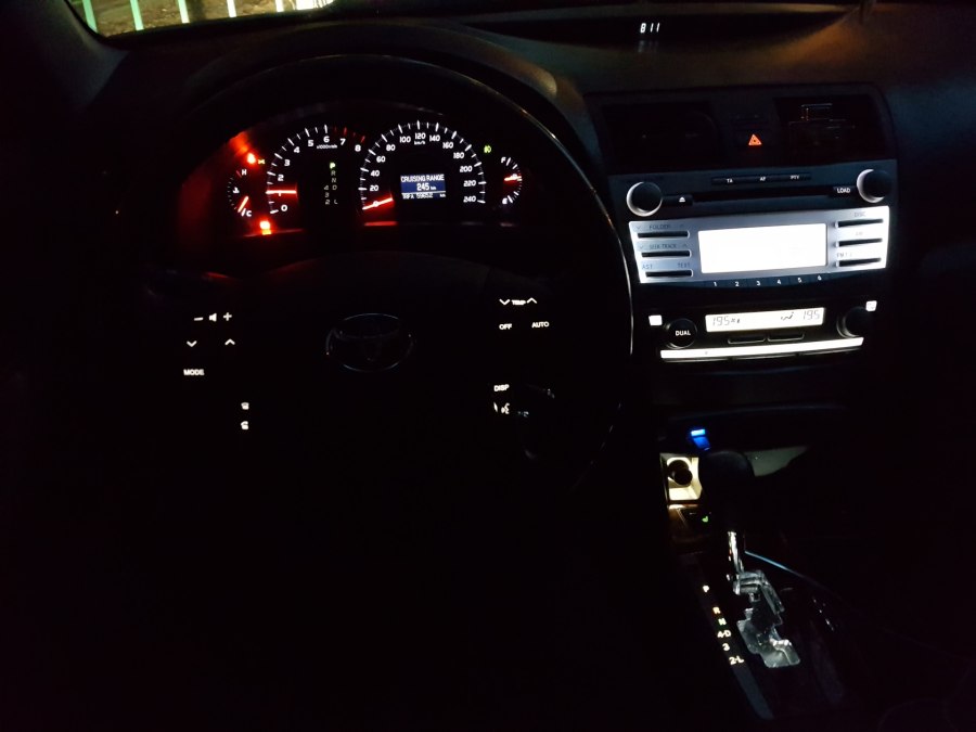 Toyota Camry v55 салон ночью