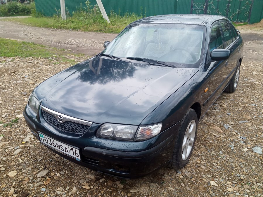 Mazda 323 v ba 1997
