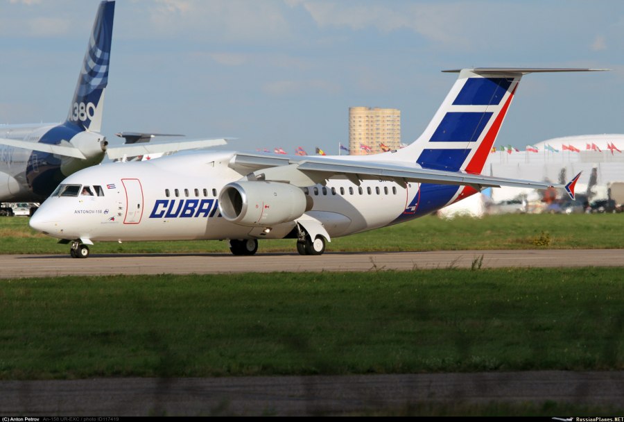 АН-158 пассажирский самолёт