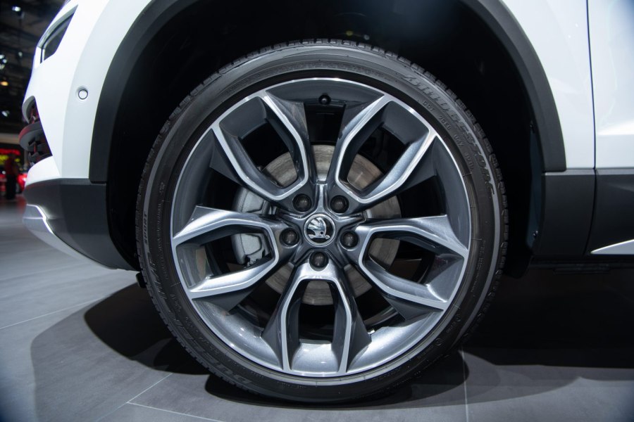Skoda Karoq r17