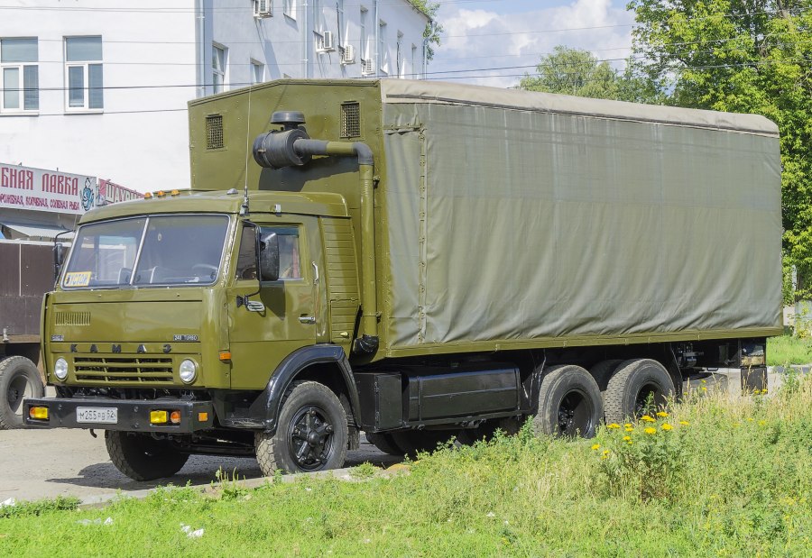 КАМАЗ-53212 (6х4)