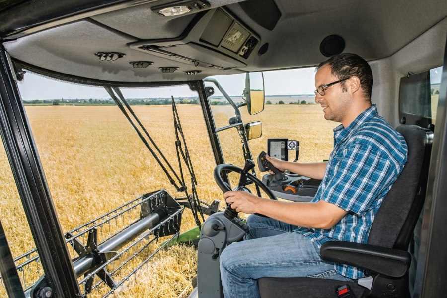 International Harvester Международный комбайн
