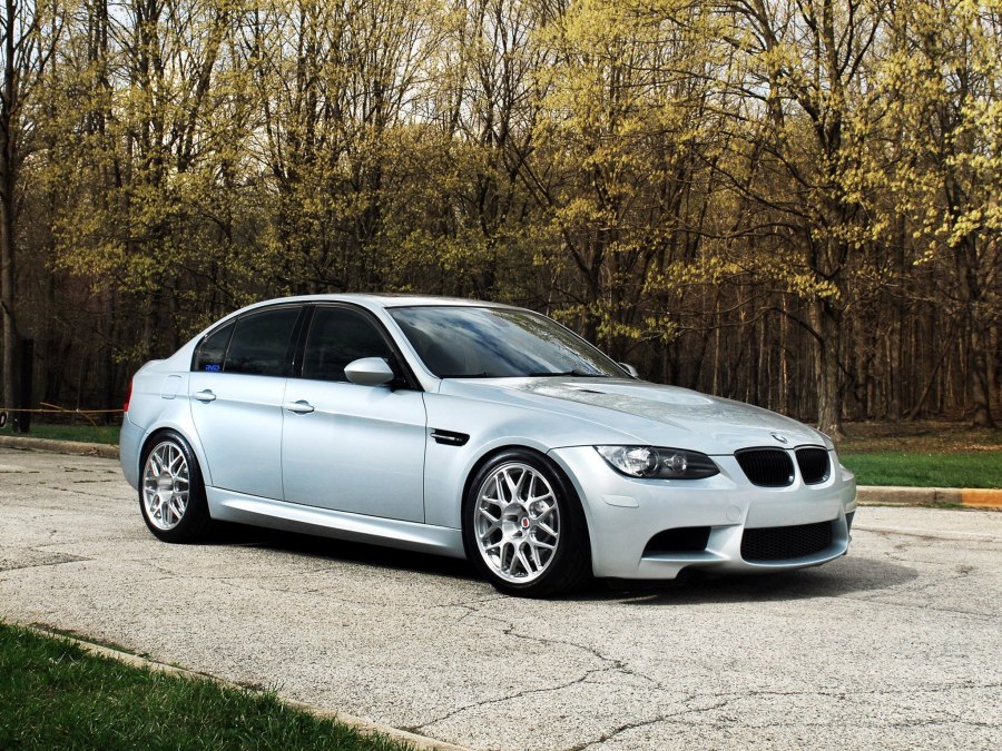 BMW m3 e90 sedan