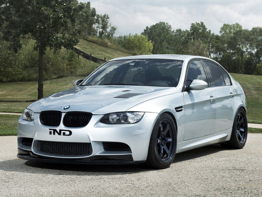 BMW 3 e90 седан