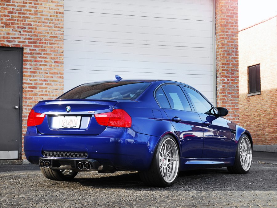 Бмв e90