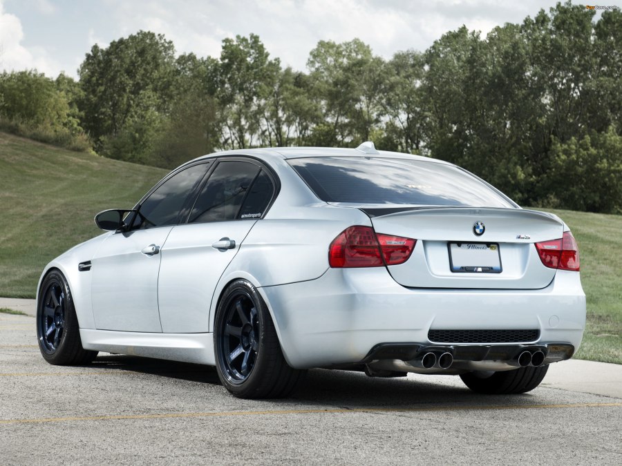 BMW 3 e90 седан