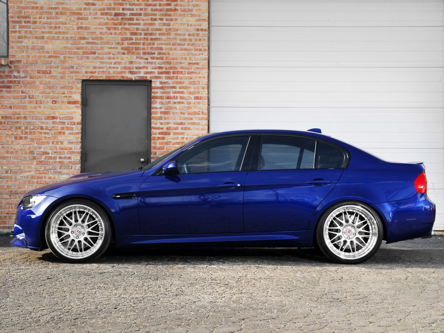 BMW 3 e90 седан