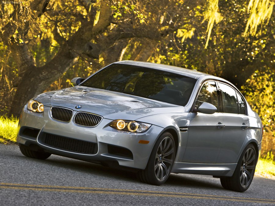 BMW 3 e90 седан