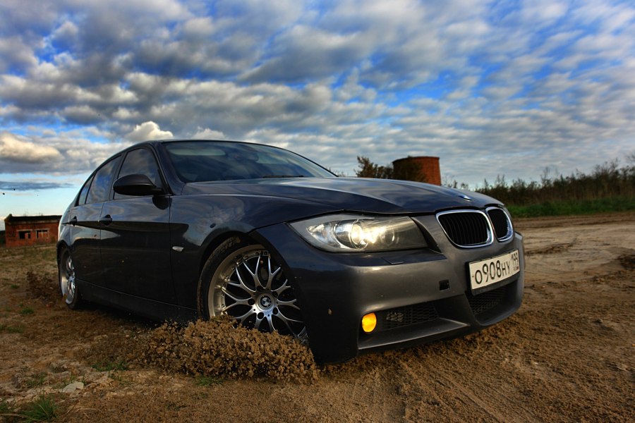 BMW 3 e90 drive2