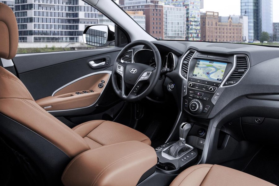 Hyundai Santa Fe 2017 салон