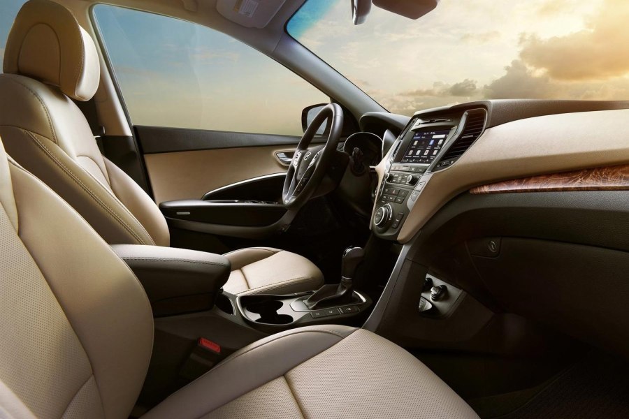 Hyundai Santa Fe 2017 салон