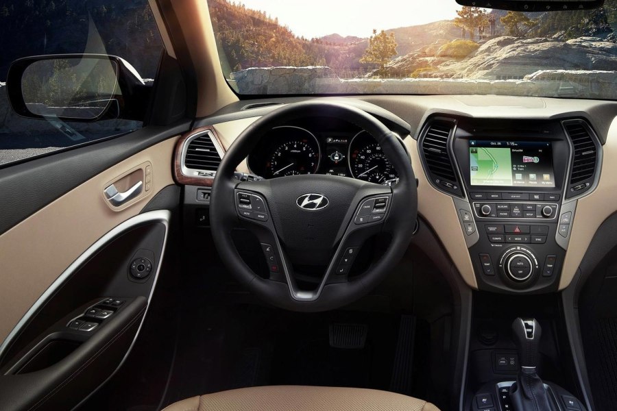 Hyundai Santa Fe 2017 салон