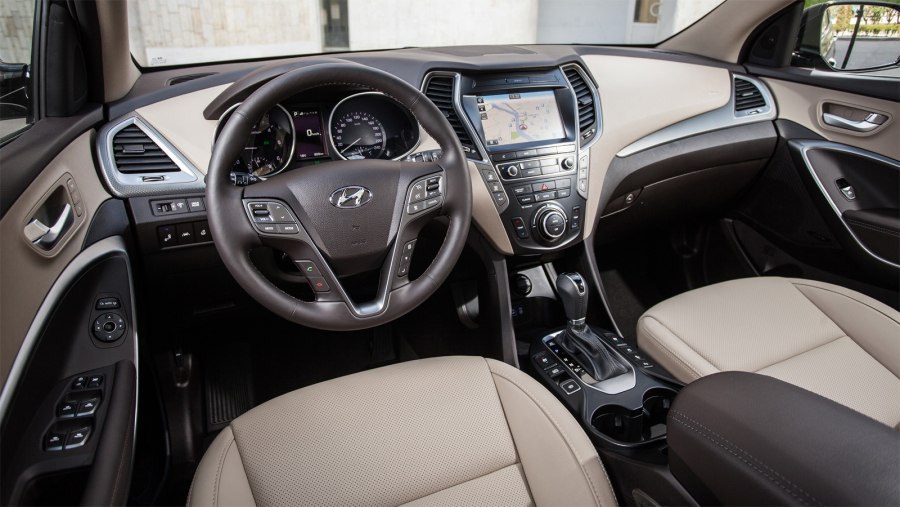 Hyundai Santa Fe 2017 салон