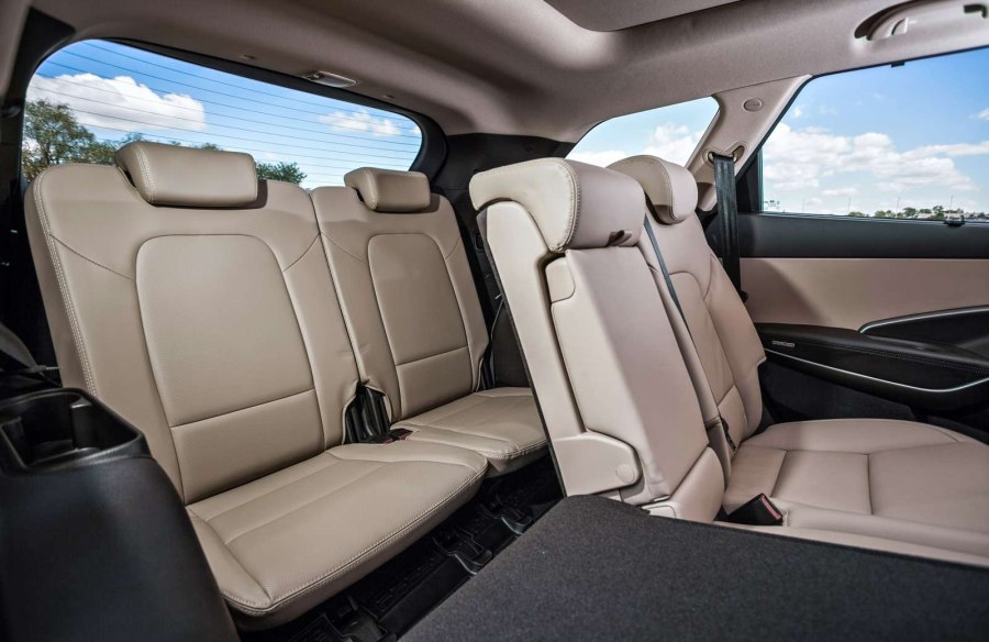 Hyundai Grand Santa Fe 7 местный