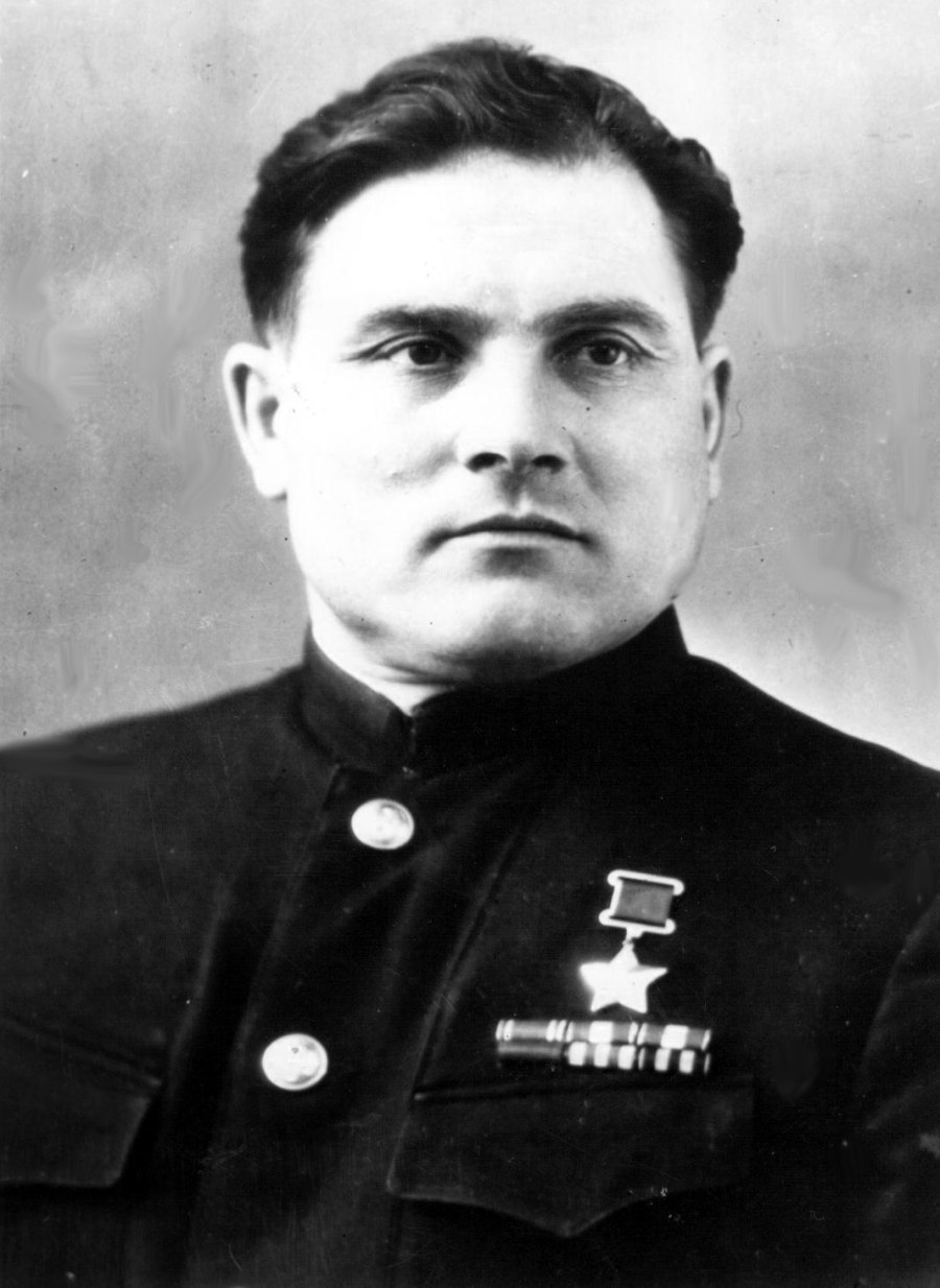 Михаил Петрович Девятаев в Казани
