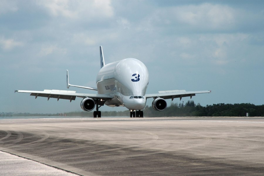Airbus грузовой Beluga