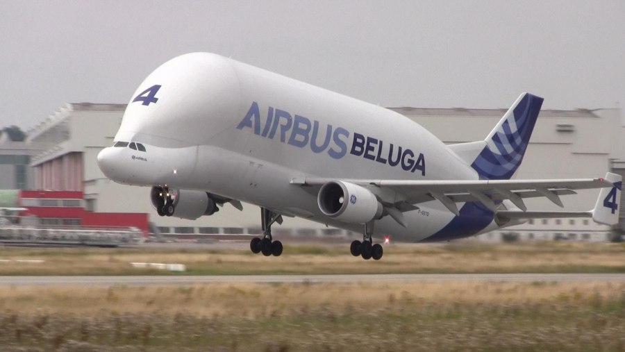 Грузовой самолет Airbus a300-600st Beluga