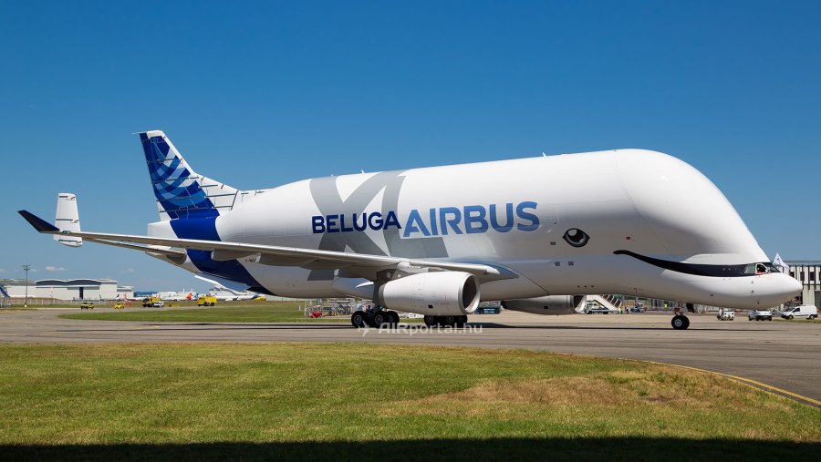 Airbus a300-600st super Transporter
