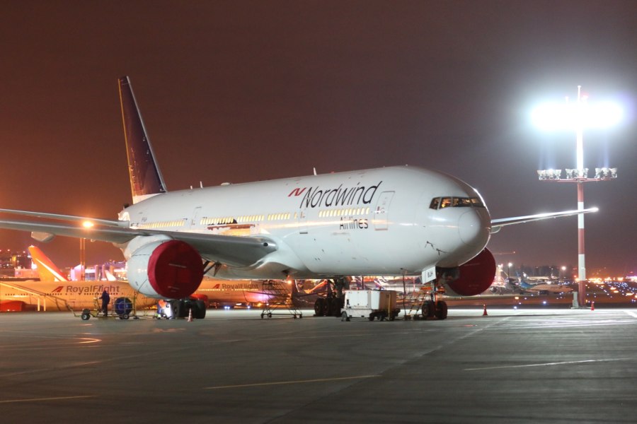 Боинг 737 Нордвинд Эйрлайнс