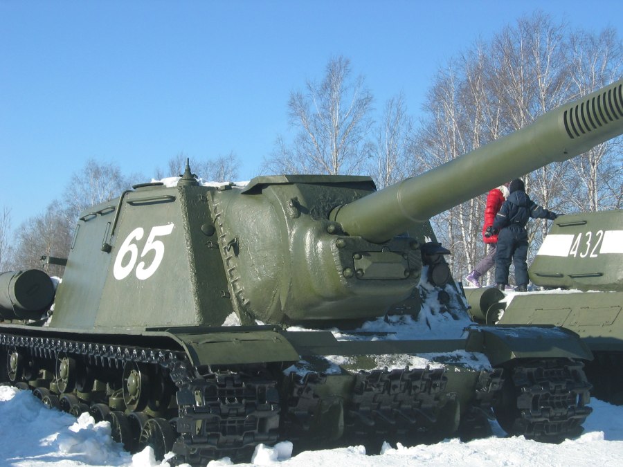 Самоходная гаубица Су-152