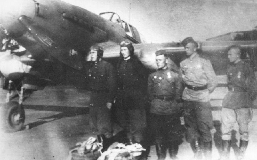 Ил 2 7 Гвардейский штурмовой полк