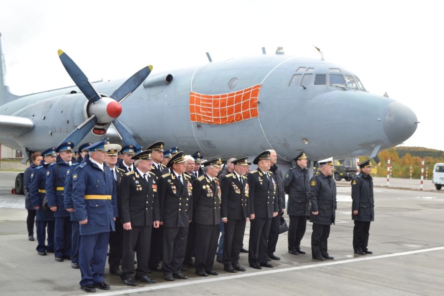 Самолет-амфибию бе-12 ВМФ СССР