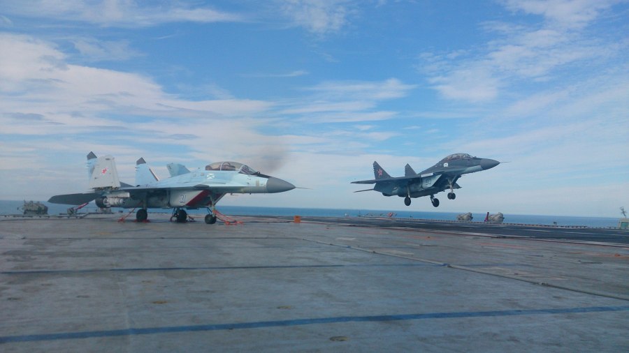 Су-33 на авианосце