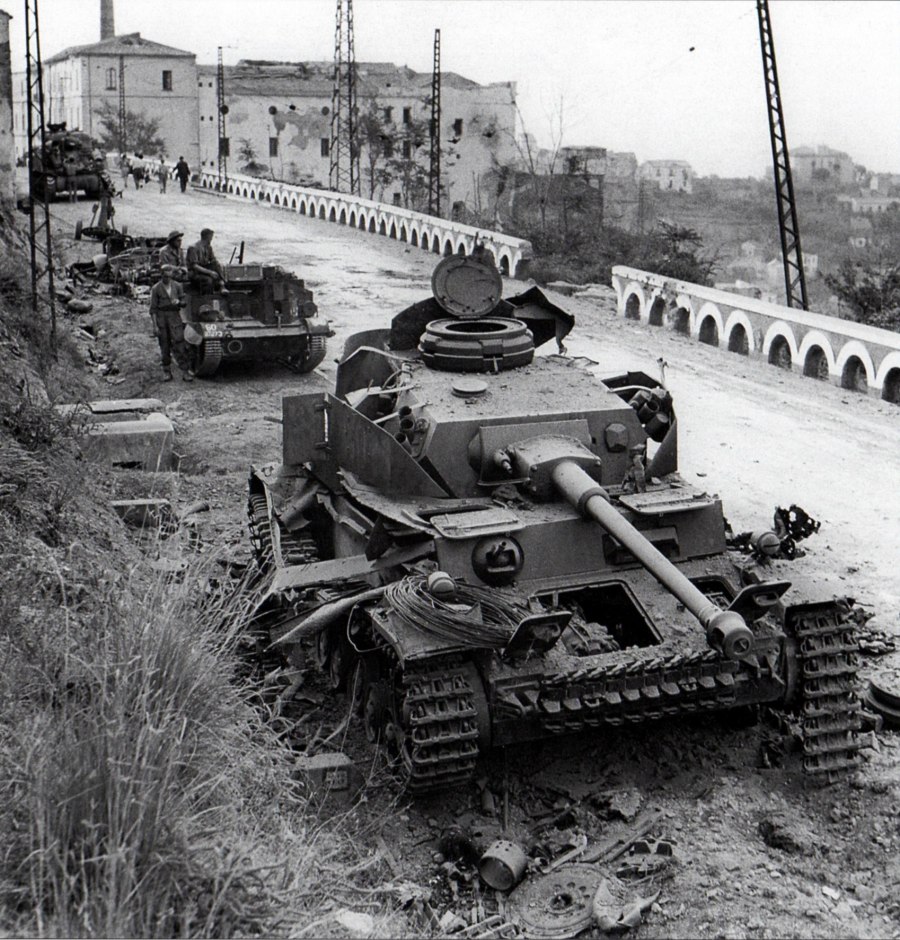 Подбитый PZ 4