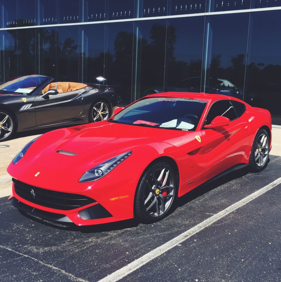 2013 Ferrari f12 Berlinetta Review